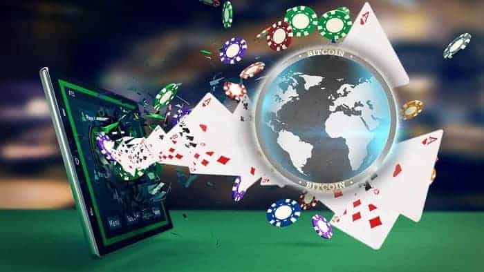 Những lời khuyên hữu ích khi bạn chơi Poker online