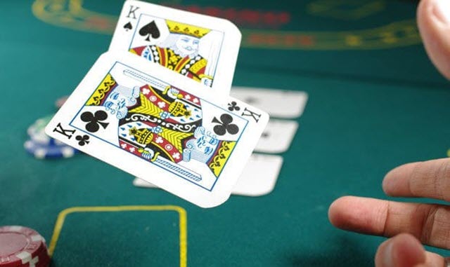 Đổi thưởng trong game bài poker online hình 1