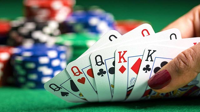 Sai lầm khiến người chơi cháy tụi khi chơi Poker